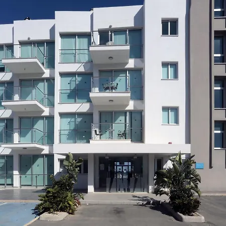 Ξενοδοχείο με διαμερίσματα Coralli And Πρωταράς
