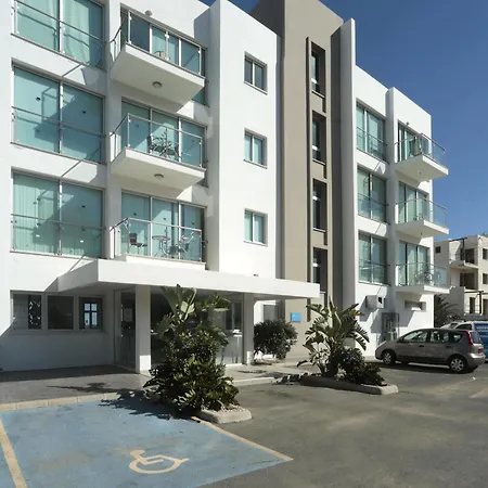 Coralli And Lejlighedshotel *